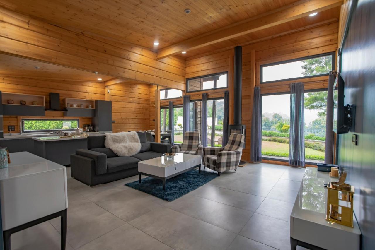 Saffronstays Paradise Pines, Dehradun - Cliff Villa With Valley & Forest Views Ngoại thất bức ảnh